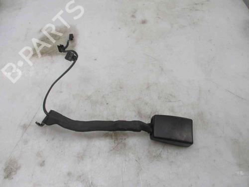 Used Seat buckle VW TOURAN (1T1, 1T2) 1.4 TSI (140 hp) 19718910