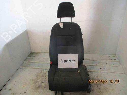 Used Left front seat VW GOLF PLUS V (5M1, 521) 1.2 TSI (105 hp) 21833832