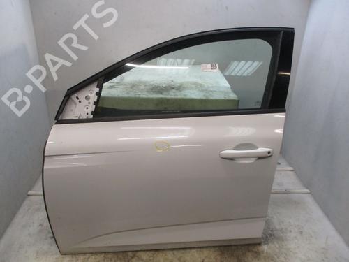 Used Left front door RENAULT MEGANE IV Hatchback (B9A/M/N_) 1.5 dCi 110 (B9A3) (110 hp) 30766258