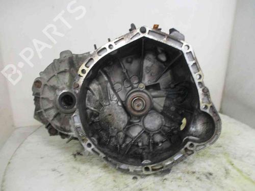 Used Gearbox RENAULT MASTER II Bus (JD) 2.5 D (80 hp) 26633276