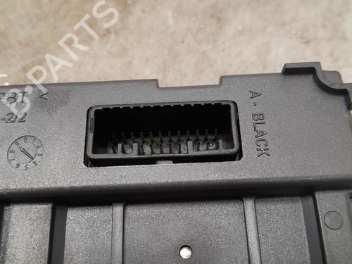 Card reader RENAULT CLIO IV (BH_) 1.5 dCi 75 | BP28445061E4