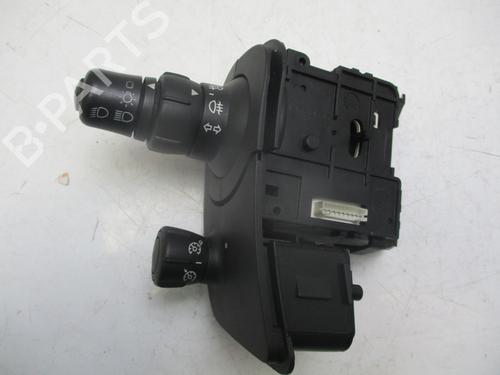 Used Steering column stalk RENAULT GRAND SCÉNIC II (JM0/1_) [2004-2009]  26636759