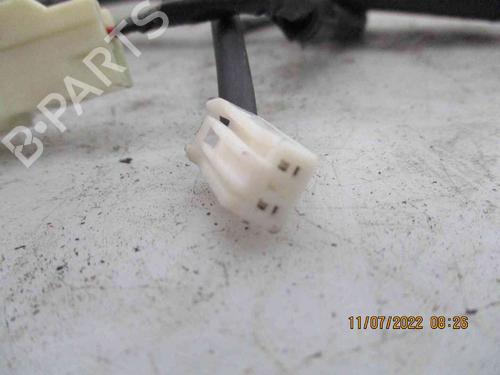 Sikkerhetsbelte-spenne TOYOTA YARIS (_P9_) 1.4 D-4D (NLP90_, NLP90R) | BP19741887I32 