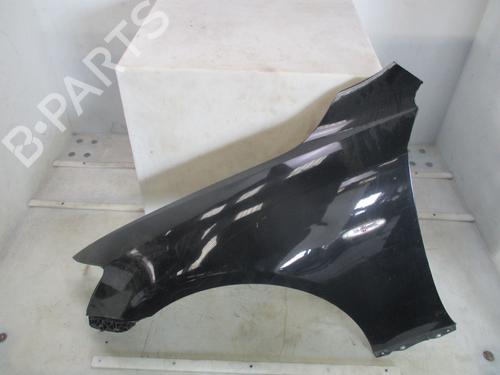 left-front-fenders-lexus-is-ii-_e2_-2005-2006-2007-2008-2009-2010-2011-2012-2013-33330636 main image