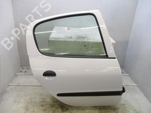Used Right rear door PEUGEOT 206+ (2L_, 2M_) 1.1 (60 hp) 31842750