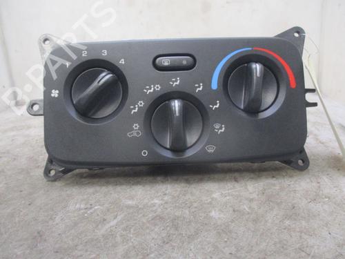 Used Climate control JEEP CHEROKEE (KJ) 2.8 CRD 4x4 (150 hp) 24014726