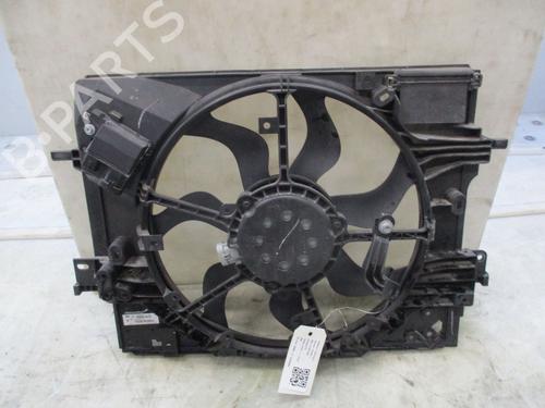 Used Radiator fan RENAULT CAPTUR II (HF_) TCe 100 (HFMT) (101 hp) 29379723