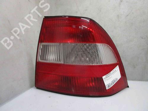 Used Right taillight OPEL VECTRA B (J96) 1.6 i 16V (F19) (100 hp) 26622331
