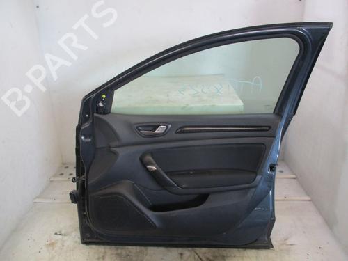 Right front door RENAULT MEGANE IV Hatchback (B9A/M/N_) 1.5 dCi 110 (B9A3) | BP32353363C3