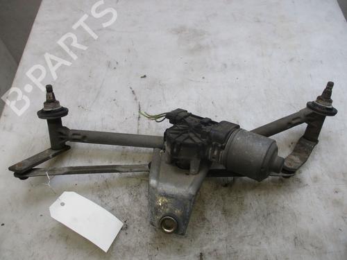 Used Front wipers mechanism PEUGEOT 206 Hatchback (2A/C) 1.1 i (60 hp) 31118690