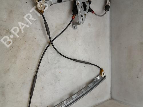 Rudehejsemekanisme Højre foran PEUGEOT 206 Hatchback (2A/C) 1.4 16V (88 hp) 30823977