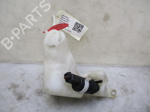 Used Windscreen washer tank BMW 5 (E39) 530 i (231 hp) 25210175