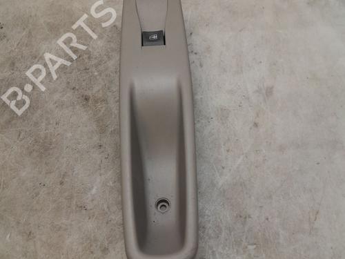 Used Right front window switch RENAULT ZOE (BFM_) [2012-2025]  29144149