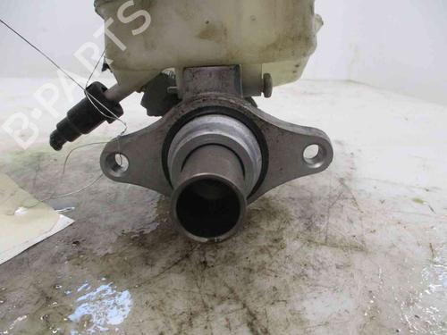 Used Brake master cylinder FORD FIESTA V (JH_, JD_) 1.4 TDCi (68 hp) 24006899