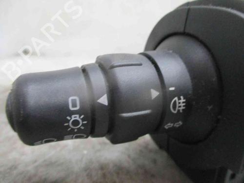 Steering column stalk RENAULT SCÉNIC II (JM0/1_) 1.5 dCi (JM1F) | BP19715623I23 