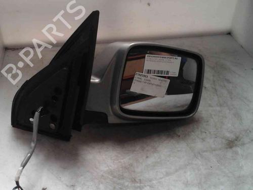 Used Right mirror NISSAN X-TRAIL I (T30) 2.2 Di 4x4 (114 hp) 24004776