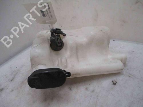 Used Windscreen washer tank RENAULT TWINGO I (C06_) 1.2 16V (C06C, C06D, C06K) (75 hp) 19716767