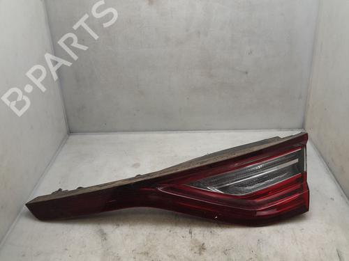 Feu de coffre droit RENAULT MEGANE IV Hatchback (B9A/M/N_) 1.5 Blue dCi 115 (B9A6) (116 hp) 31604450