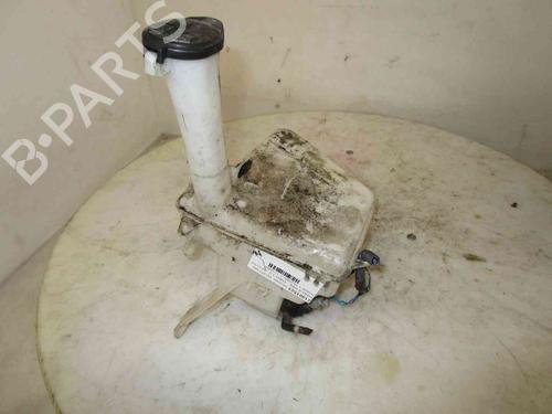 Used Windscreen washer tank TOYOTA YARIS (_P9_) 1.0 VVT-i (KSP90_, KSP90R) (69 hp) 19717863