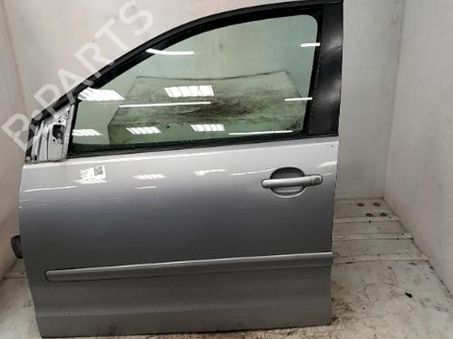 Used Left front door VW POLO (9N_, 9A_) 1.2 (60 hp) 26638225