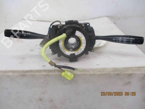 Used Headlight switch SUZUKI ALTO VI (FF) 1.1 (RF410) (63 hp) 19737695