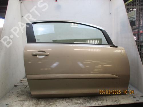 Used Right front door OPEL CORSA D (S07) 1.3 CDTI (L08, L68) (90 hp) 26639400