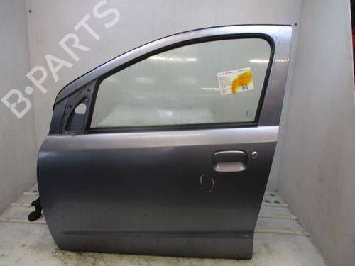 Dør venstre fortil NISSAN PIXO (UA0) 1.0 (68 hp) 31575345