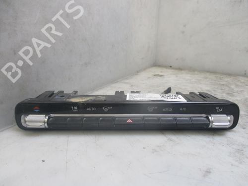 Used Climate control Climate control MERCEDES-BENZ GLA (H247) GLA 200 d (247.712) (150 hp) 34497712 34497712