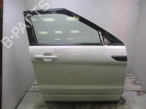 Used Right front door Right front door 33131783 33131783