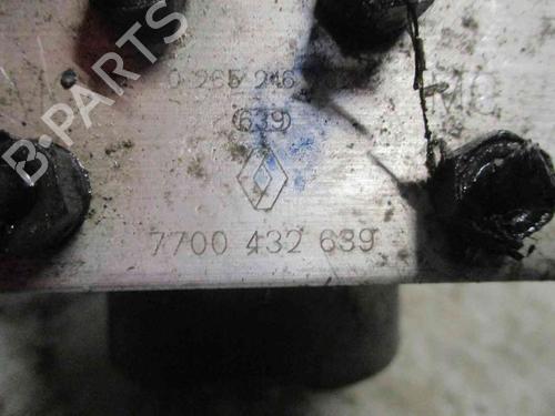 Used ABS pump RENAULT CLIO II (BB_, CB_) 1.9 D (B/CB0E, BB0J) (64 hp) 19737555