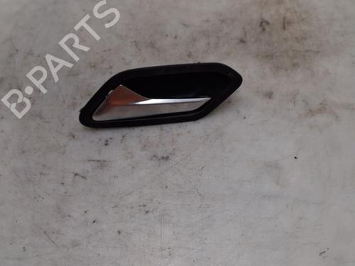 Used Front left interior door handle Front left interior door handle 38570070 38570070