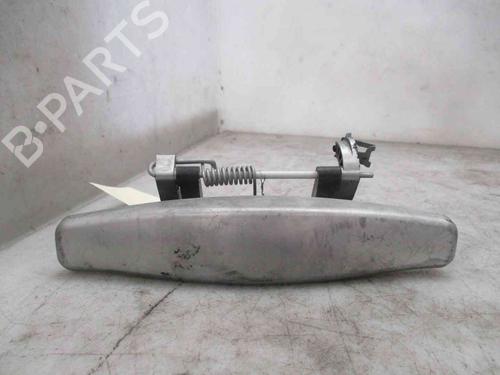 Used Front left exterior door handle DACIA SANDERO 1.4 (BS0C, BS0A, BS0G, BS1F, BS0E) (75 hp) 26631860