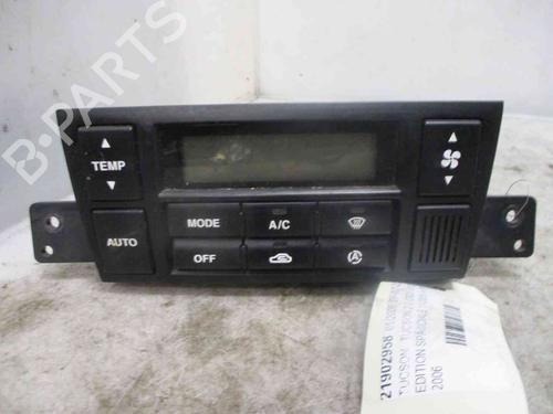 Used Climate control HYUNDAI TUCSON (JM) 2.0 CRDi (113 hp) 24008833