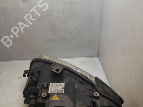 Right headlight AUDI A4 B7 (8EC) 2.0 TDI | BP31575318C29