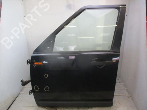 Used Left front door LAND ROVER DISCOVERY III (L319) 2.7 TD 4x4 (190 hp) 32178283