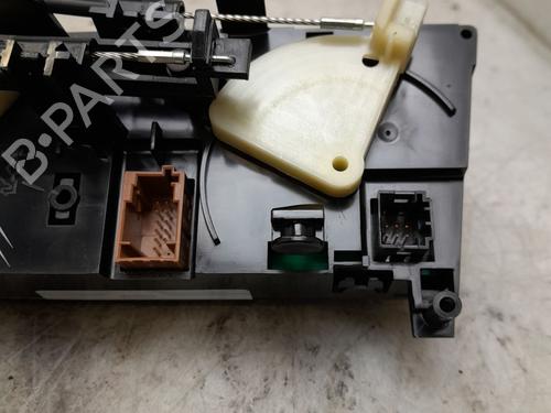 Climate control PEUGEOT 5008 (0U_, 0E_) 2.0 HDi 150 / BlueHDi 150 | BP29379730I5 