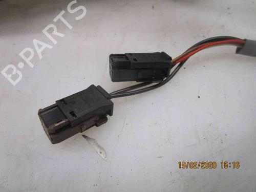 Left mirror PEUGEOT 1007 (KM_) 1.4 HDi | BP19717838C26 