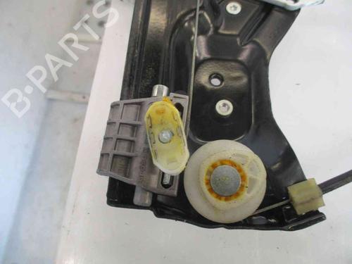 Rudehejsemekanisme Højre foran OPEL ASTRA H TwinTop (A04) 1.6 (L67) | BP19716015C23 