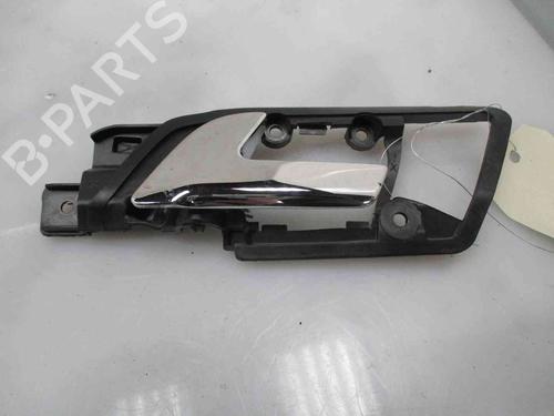 Used Rear left interior door handle VW POLO IV (9N_, 9A_) 1.4 TDI (80 hp) 24011351