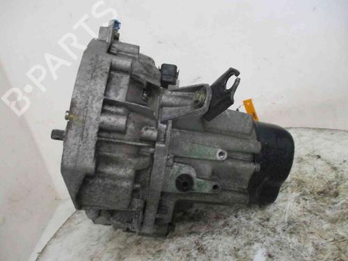Gearbox RENAULT CLIO I (B/C57_, 5/357_)  | BP26634124M3 