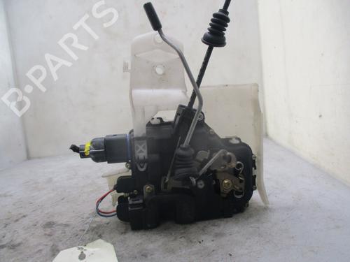 Serrure avant droite VOLVO S60 II (134) T4F (180 hp) 24863296