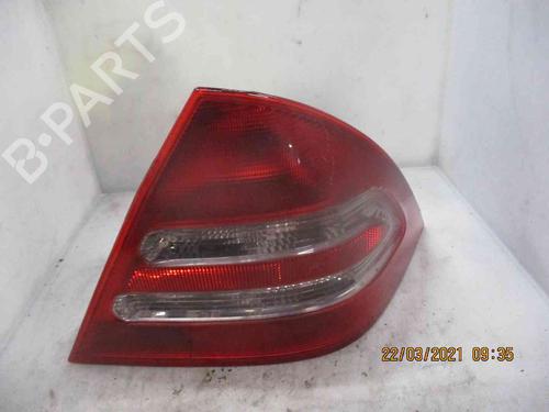 Used Right taillight MERCEDES-BENZ C-CLASS (W203) C 270 CDI (203.016) (170 hp) 26622887
