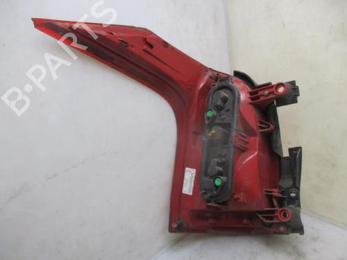 Right taillight PEUGEOT 5008 (0U_, 0E_) 1.6 HDi | BP24972076C35 