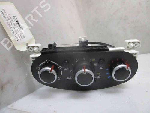 Used Climate control RENAULT TWINGO III (BCM_, BCA_) 1.0 SCe 70 (BCMB) (69 hp) 19718380