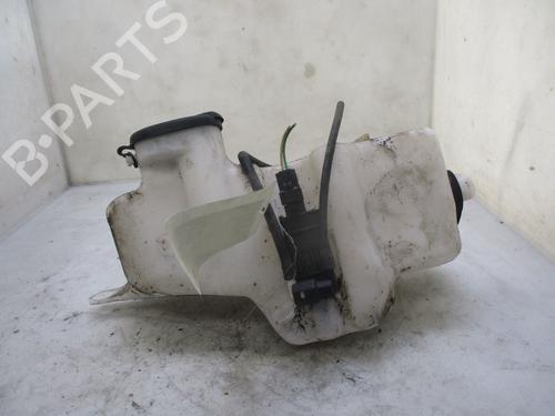 Used Windscreen washer tank RENAULT CLIO II (BB_, CB_) 1.2 (BB0A, BB0F, BB10, BB1K, BB28, BB2D, BB2H, CB0A,... (58 hp) 24399959
