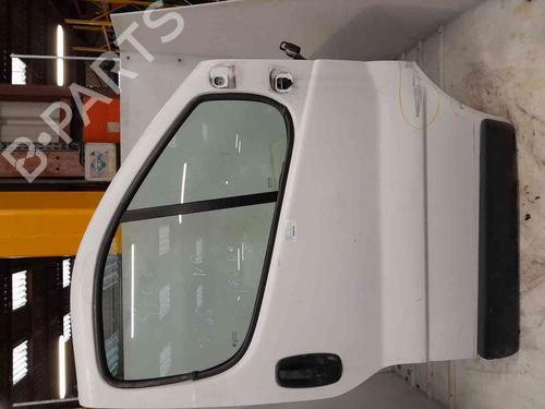 Used Right front door OPEL VIVARO A Van (X83) 2.0 CDTI (F7) (90 hp) 26631581