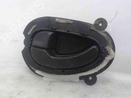 Used Front left interior door handle PEUGEOT 406 (8B) 2.0 HDI 110 (109 hp) 19714193