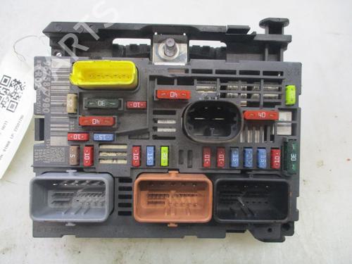 Used Fuse box Fuse box PEUGEOT 3008 I MPV (0U_) 1.6 HDi (112 hp) 33560911 33560911