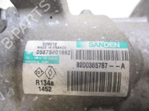 Używane Kompresor / Sprężarka klimatyzacji A/C RENAULT CLIO III (BR0/1, CR0/1) 1.4 16V (98 hp) 30949097