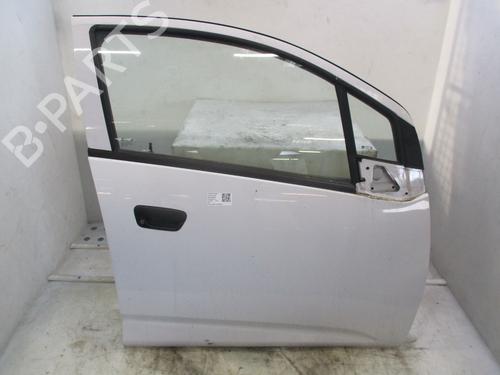 right-front-door-chevrolet-spark-m300-2009-32431116 main image